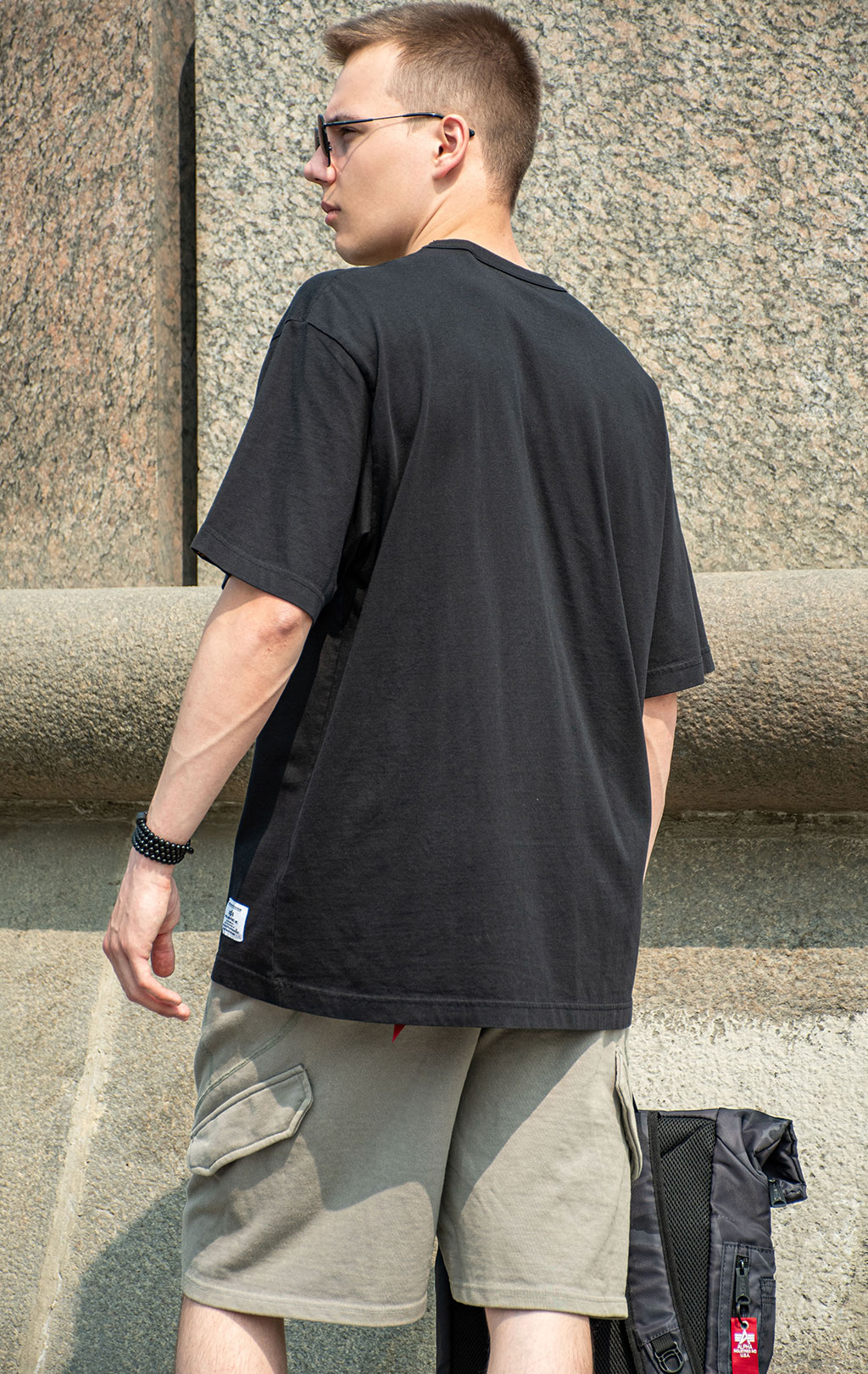Футболка ALPHA INDUSTRIES ESSENTIAL RELAXED TEE SS 25 m black 
