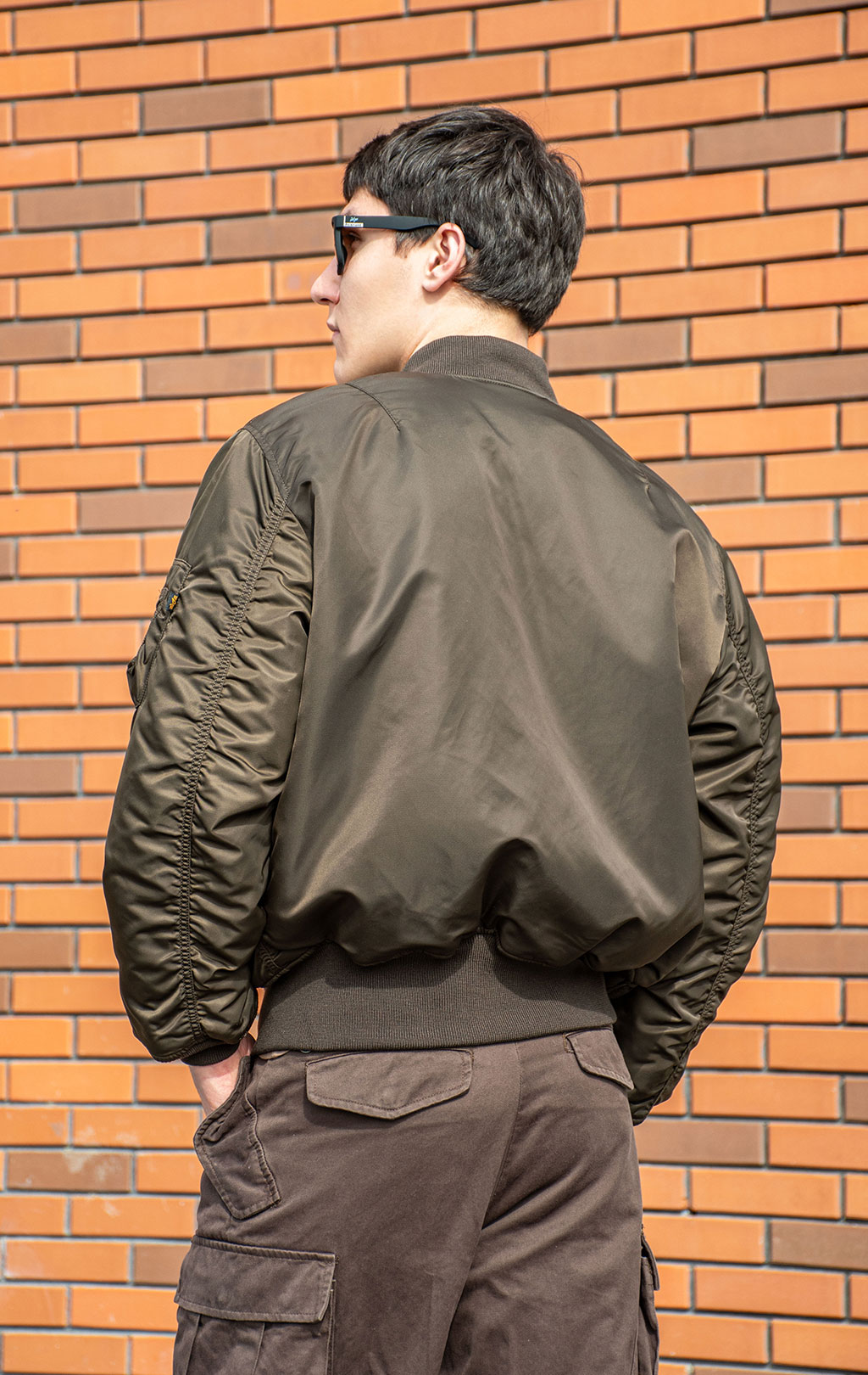Бомбер ALPHA INDUSTRIES MA-1 original fit FW 25/26 espresso 