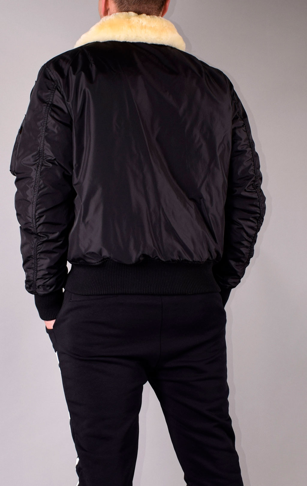 Куртка-пилот ALPHA INDUSTRIES INJECTOR-III AIR FORCE black 