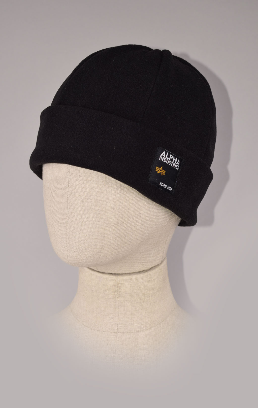 Шапка ALPHA INDUSTRIES LABEL FLEECE BEANIE black 