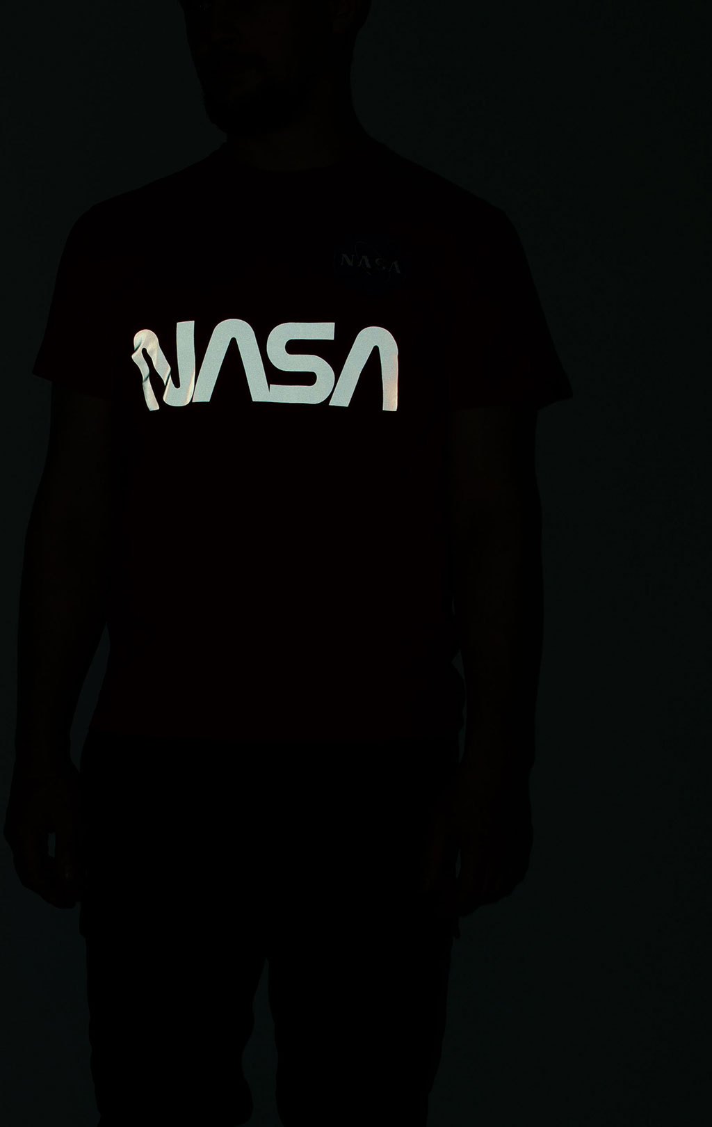 Футболка ALPHA INDUSTRIES NASA Reflective speed red 