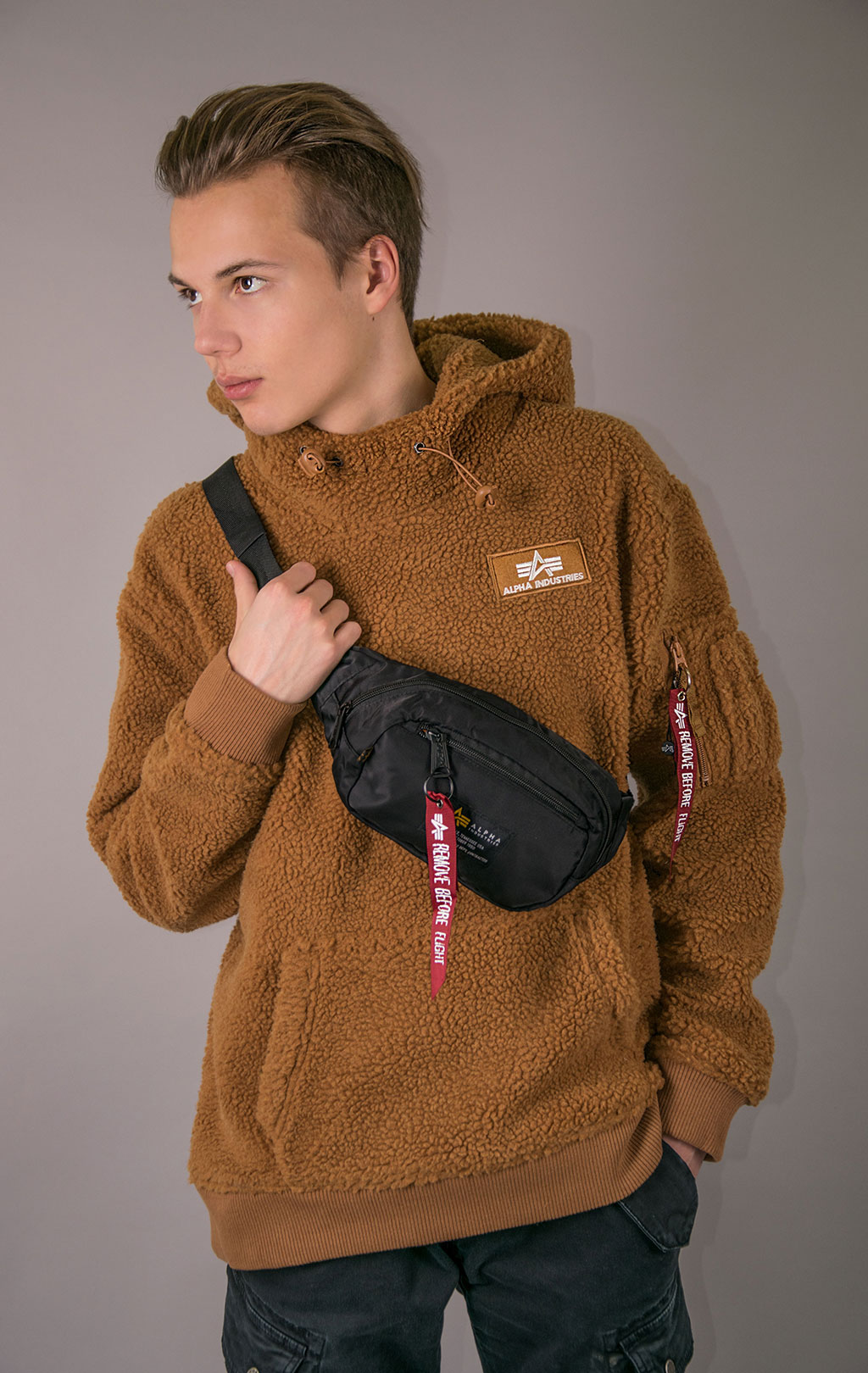 Толстовка ALPHA INDUSTRIES TEDDY HOODY camel 