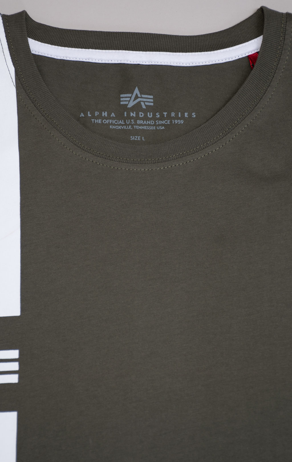 Футболка ALPHA INDUSTRIES DEFENCE dark olive 
