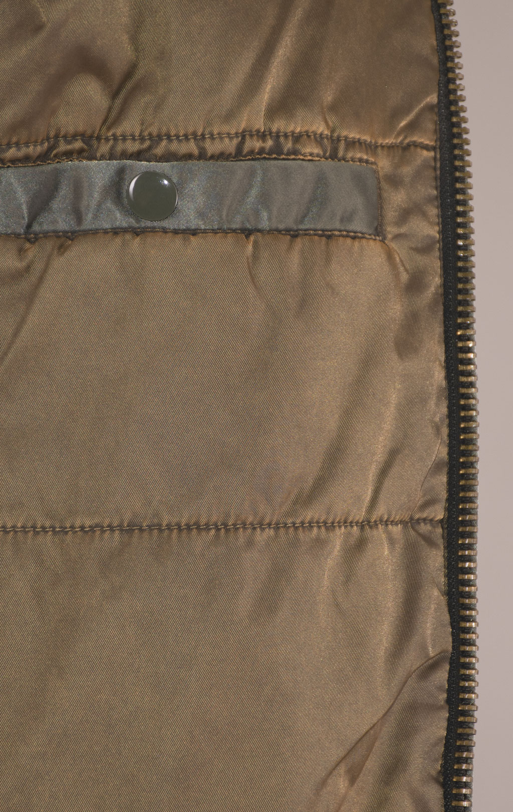 Бомбер ALPHA INDUSTRIES VF-59 BATTLEWASH MA-1 washed black olive 