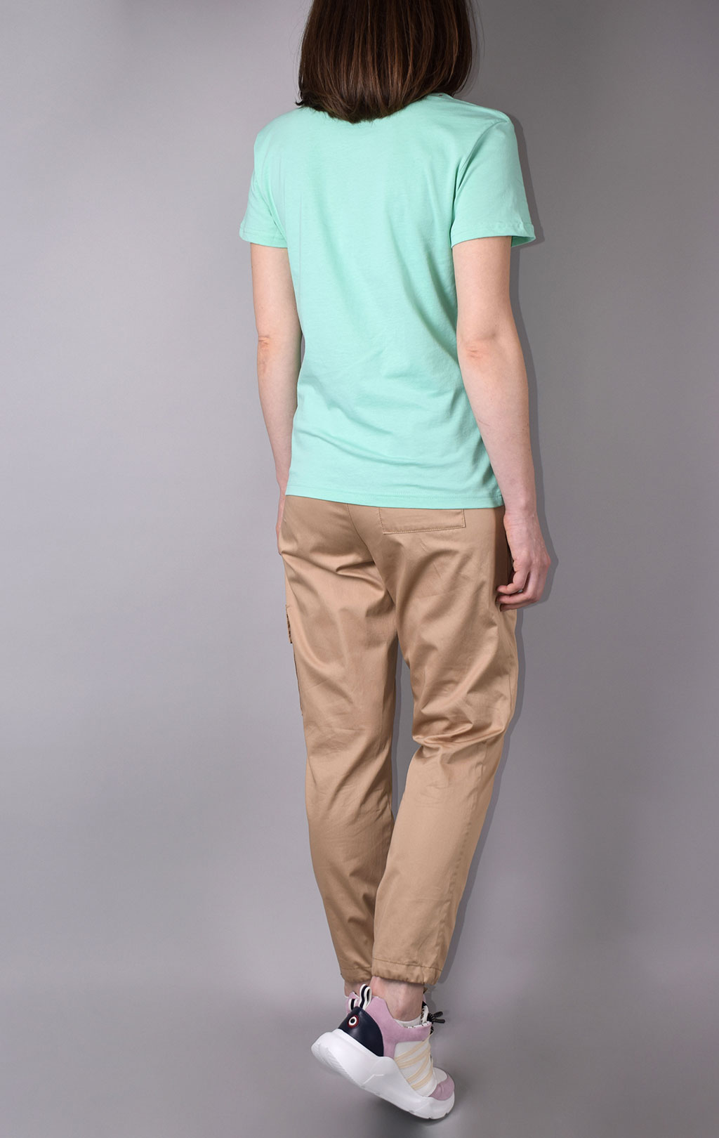 Женская футболка ALPHA INDUSTRIES NEW BASIC T pastel mint 