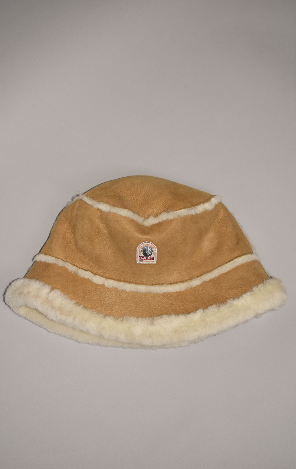 Женская панама PARAJUMPERS SHEARLING BUCKET HAT овчина FW 23/24 camel 