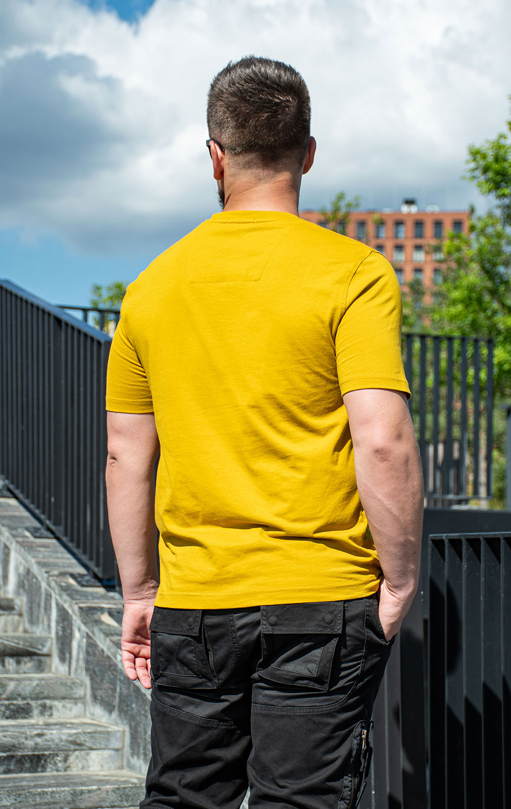 Футболка AERONAUTICA MILITARE FW 25/26/BD gold flake yellow (TS 2478) 