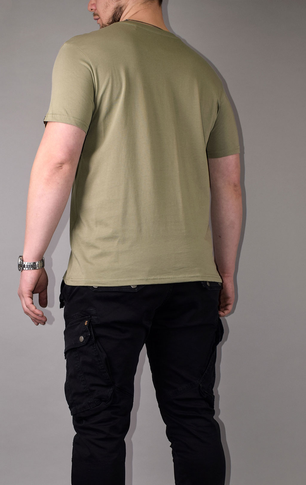 Футболка ALPHA INDUSTRIES BASIC T olive 