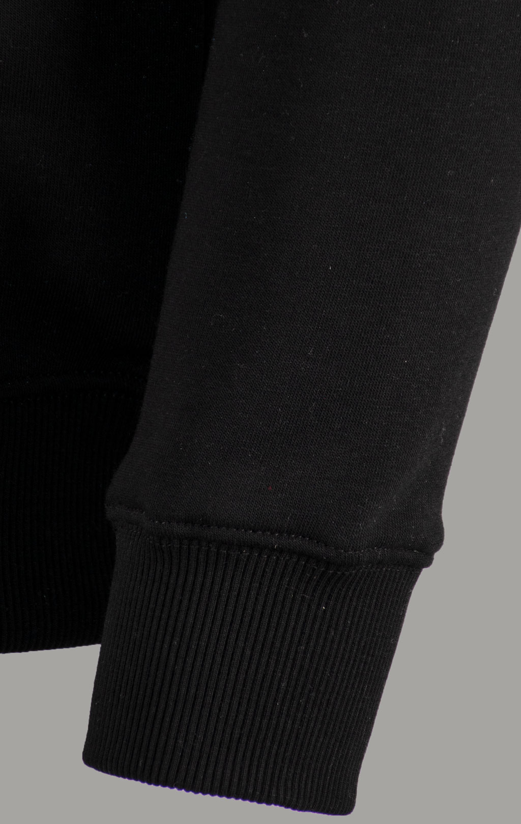 Свитшот ALPHA INDUSTRIES EMB SWEATER black 