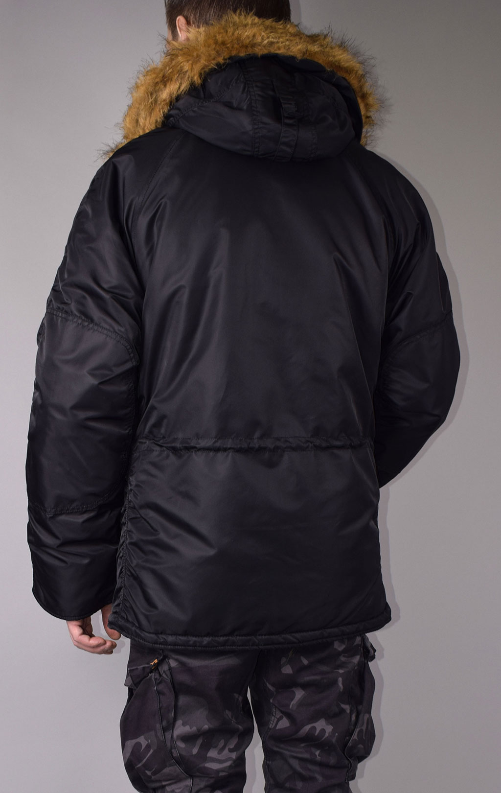 Аляска ALPHA INDUSTRIES CLASSIC N-3B black 