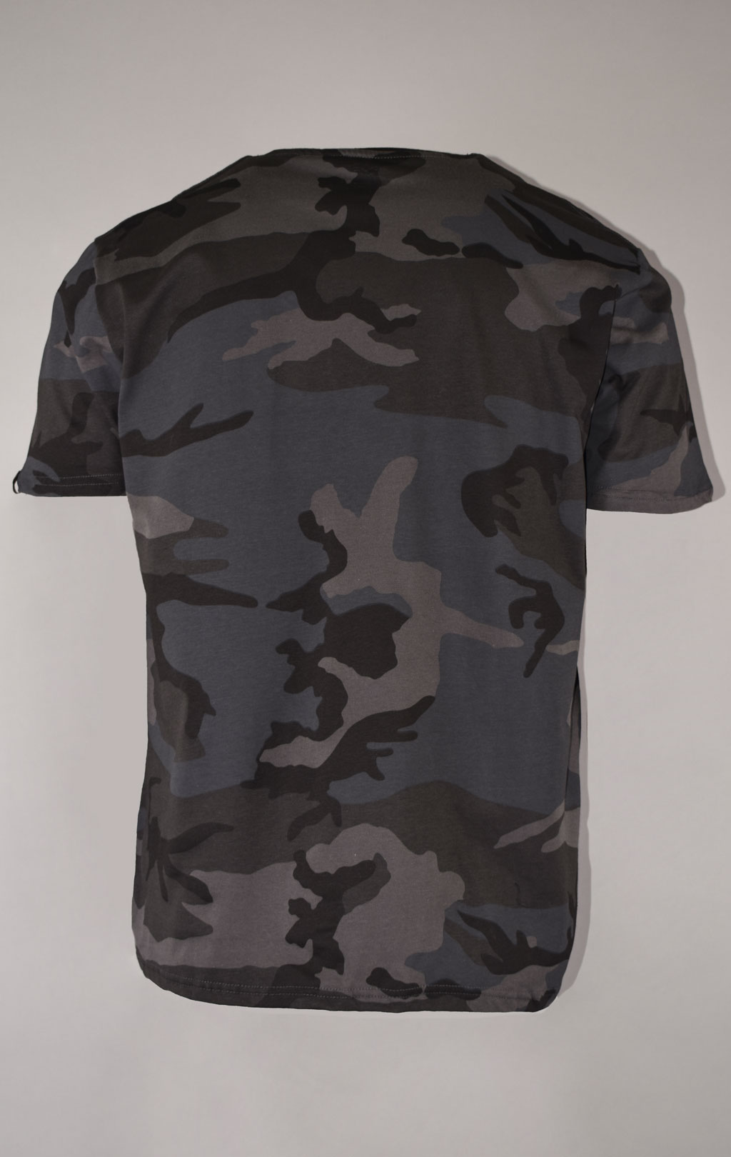 Футболка ALPHA INDUSTRIES BASIC T CAMO black camo 