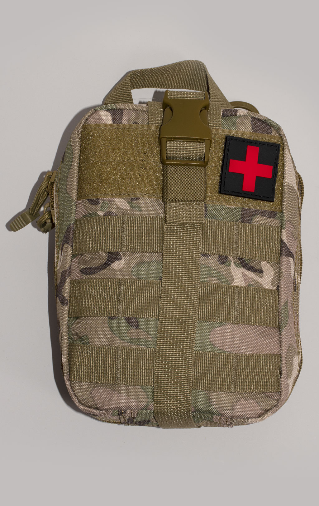 Подсумок медицинский FIRST AID KIT отрывной, с  нашивкой multicam PH-896 Китай