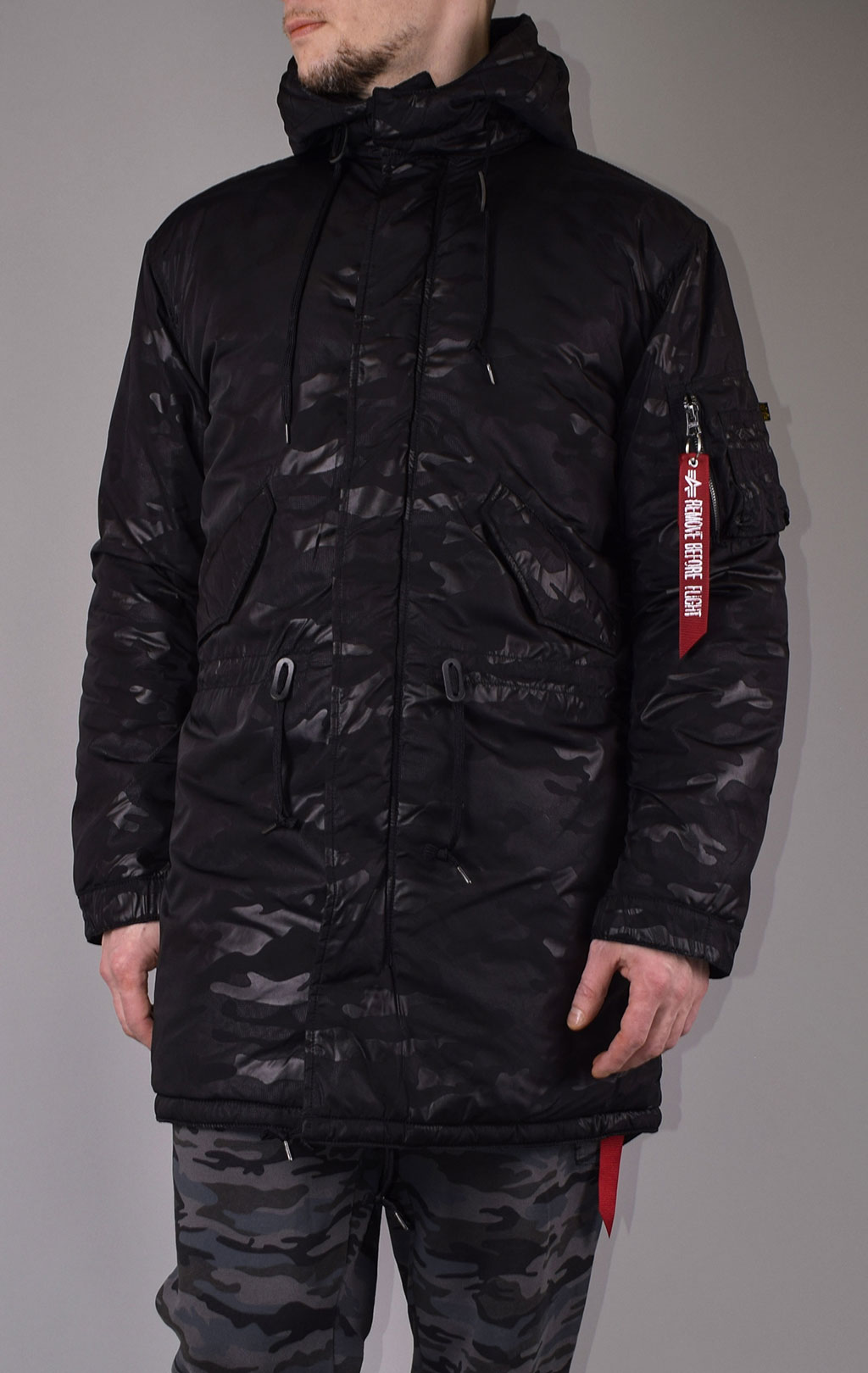 Парка ALPHA INDUSTRIES HOODED FISHTAIL CW HIDDEN CAMO black 