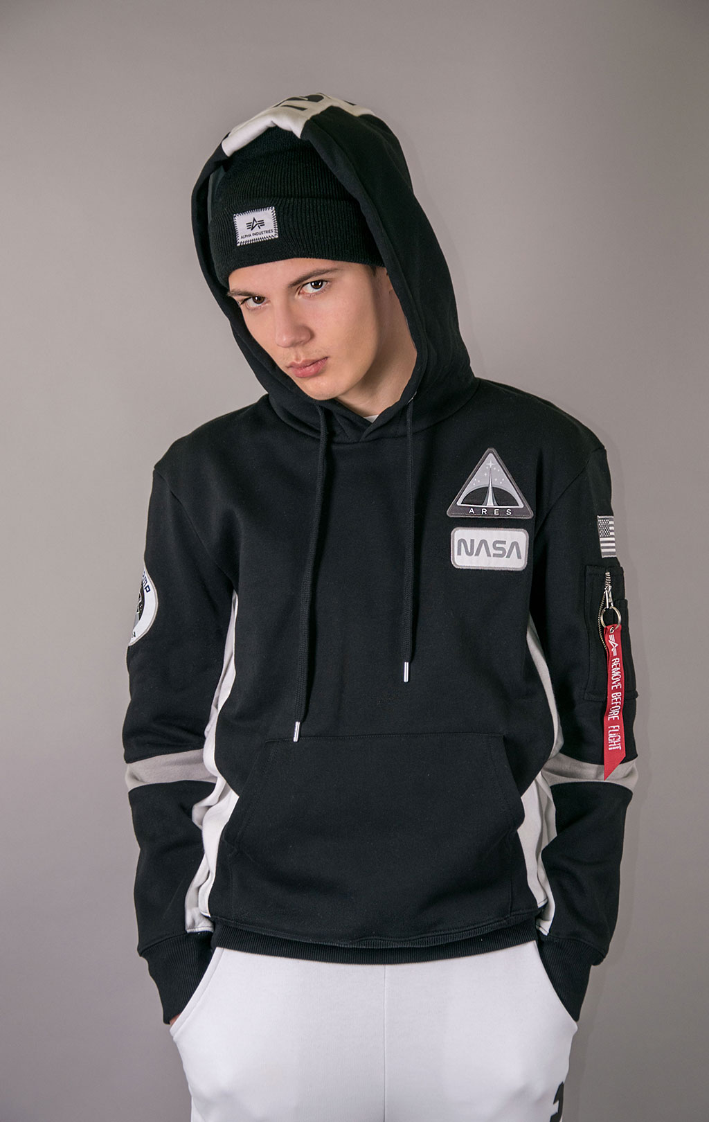 Толстовка ALPHA INDUSTRIES NASA SPACE CAMP HOODY black 