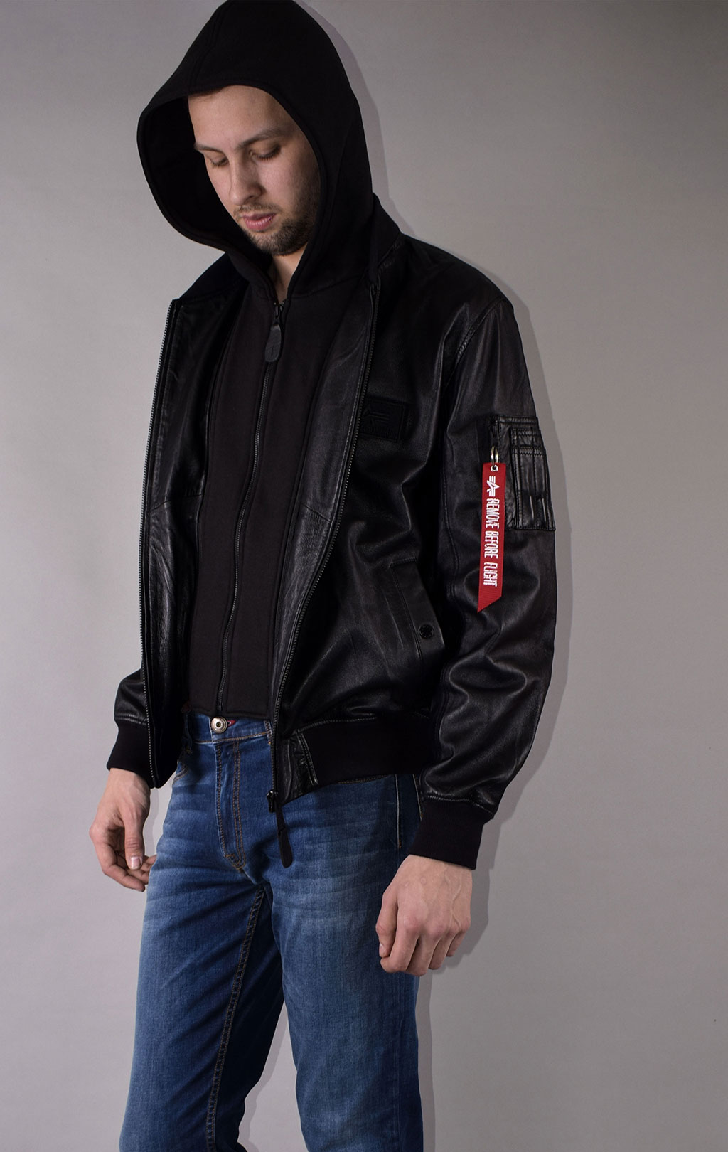 Куртка-бомбер лётная ALPHA INDUSTRIES D-Tec leather MA-1 кожа black/black 