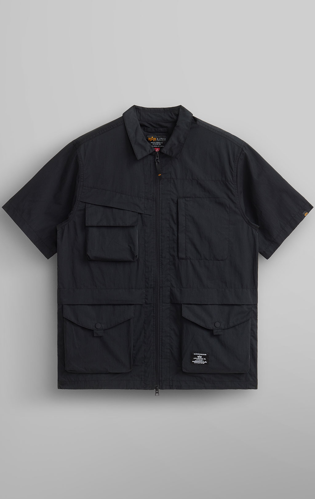 Ветровка-рубашка ALPHA INDUSTRIES SHORT SLEEVE MULTI POCKET ZIPPERED SHIRT JACKET SS 24 m black 