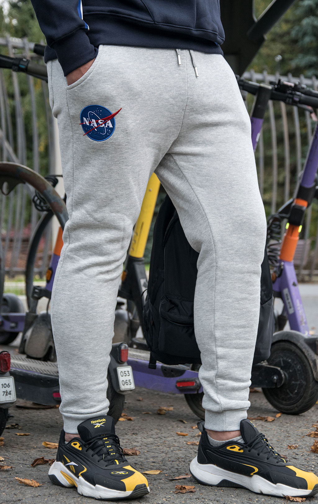 Брюки спортивные джоггеры ALPHA INDUSTRIES NASA CARGO SWEAT JOGGER grey heather 