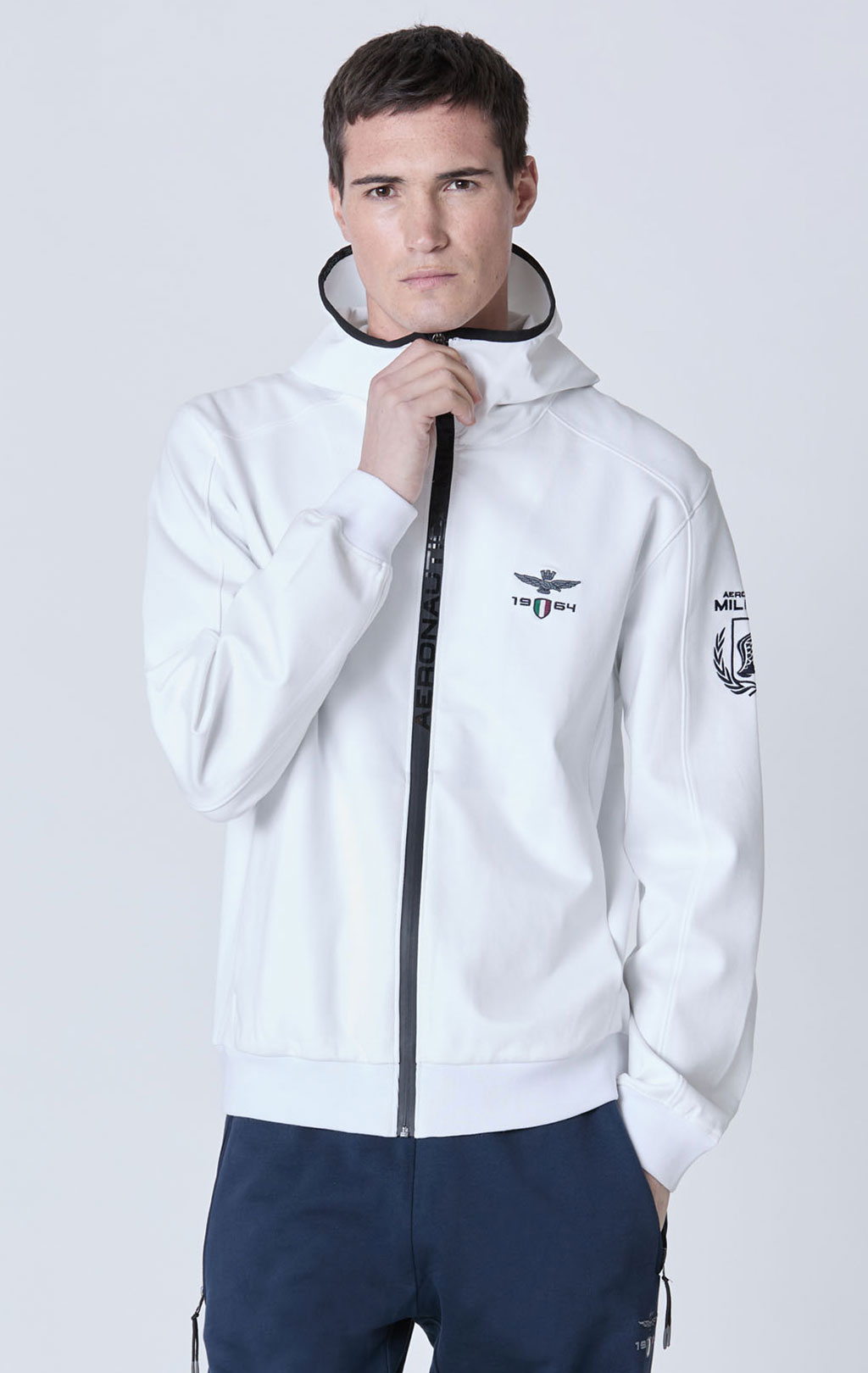 Толстовка с капюшоном AERONAUTICA MILITARE SS 25 m/BD off white (AF 497) 