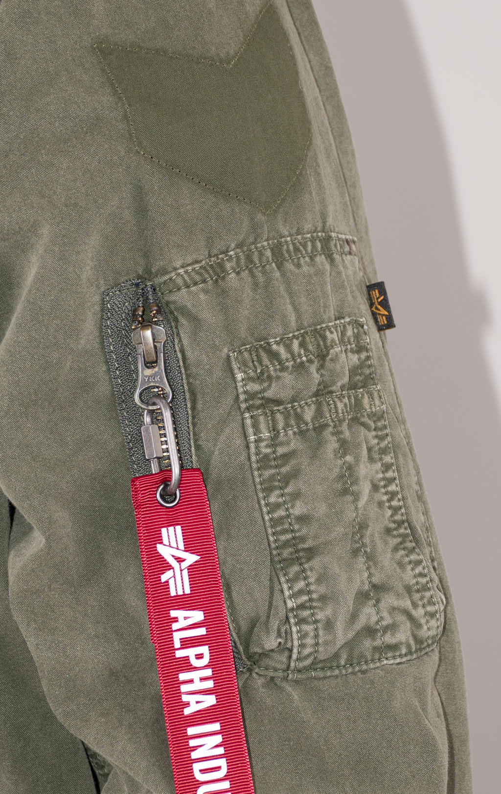 Ветровка ALPHA INDUSTRIES RIP AND REPAIR FLIGHT JACKET L-2B SS 25 m OG-107 green 