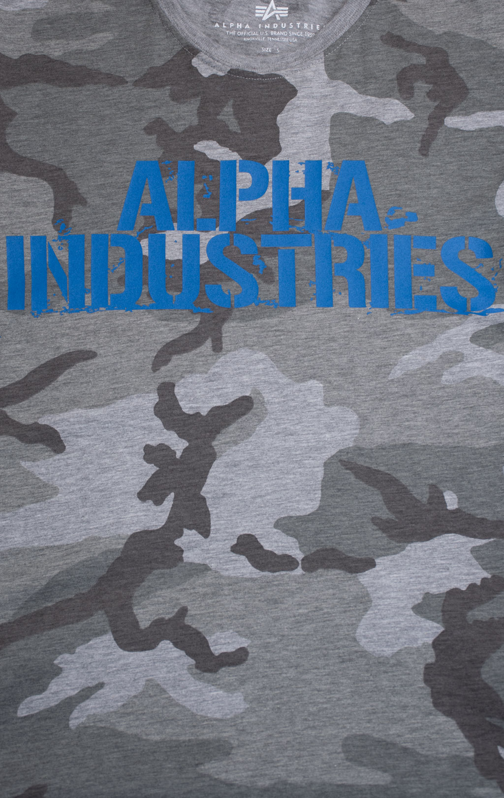 Футболка ALPHA INDUSTRIES BLURRED grey camo 