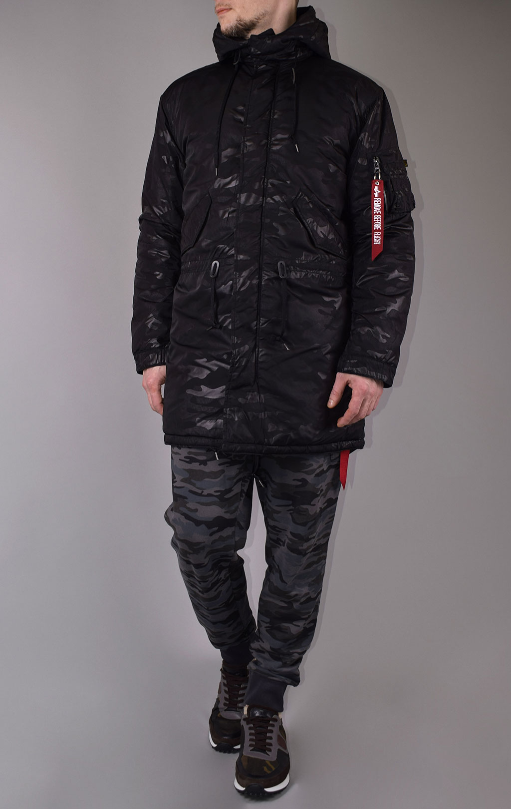 Парка ALPHA INDUSTRIES HOODED FISHTAIL CW HIDDEN CAMO black 