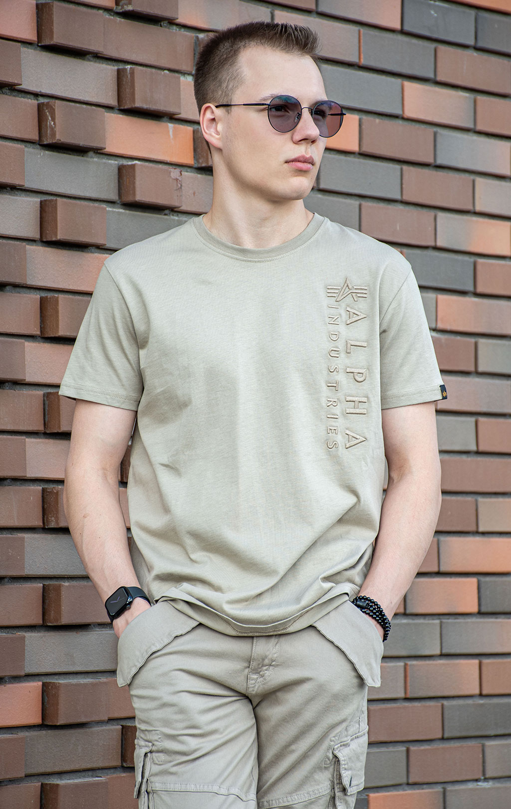 Футболка ALPHA INDUSTRIES EMB T vintage sand 