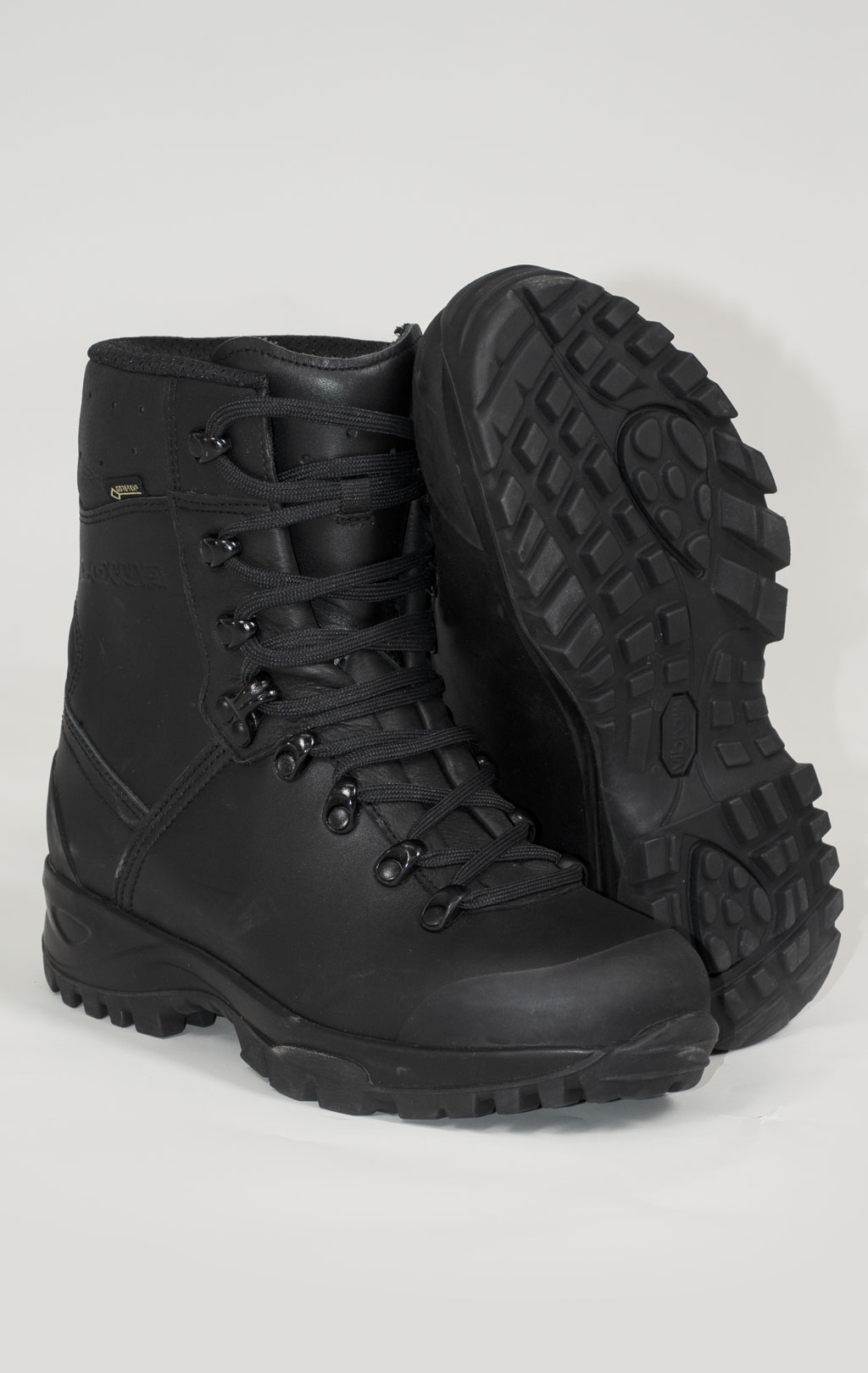 Ботинки-берцы LOWA Gore-Tex black 