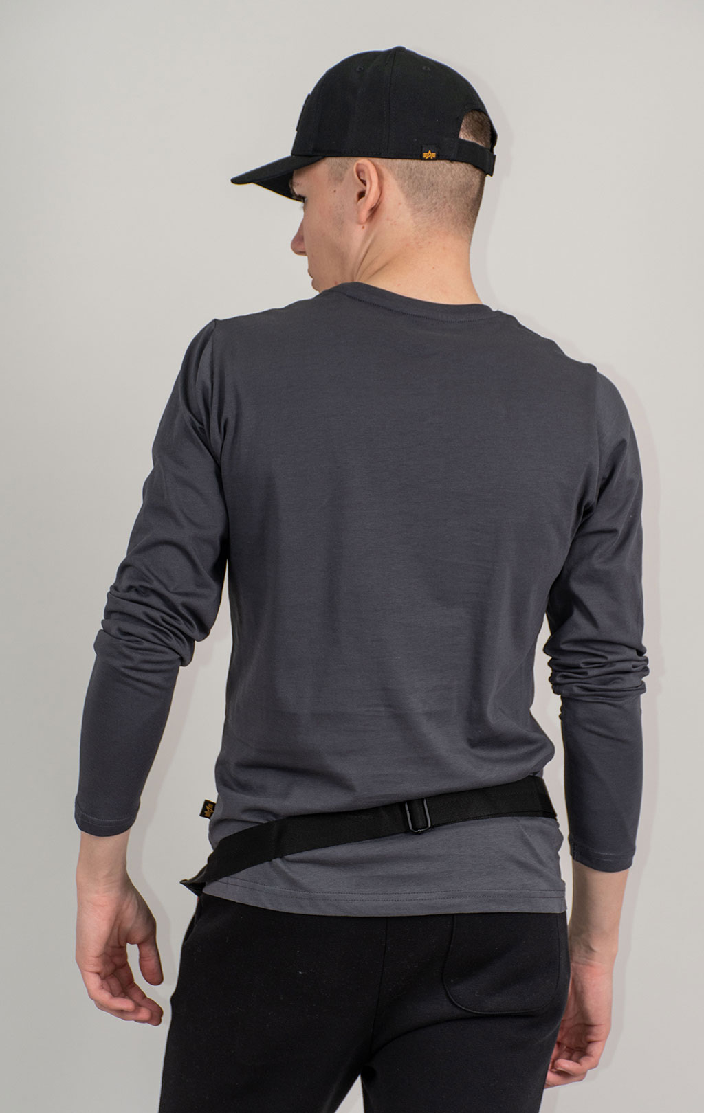 Лонгслив ALPHA INDUSTRIES BASIC LS vintage grey 