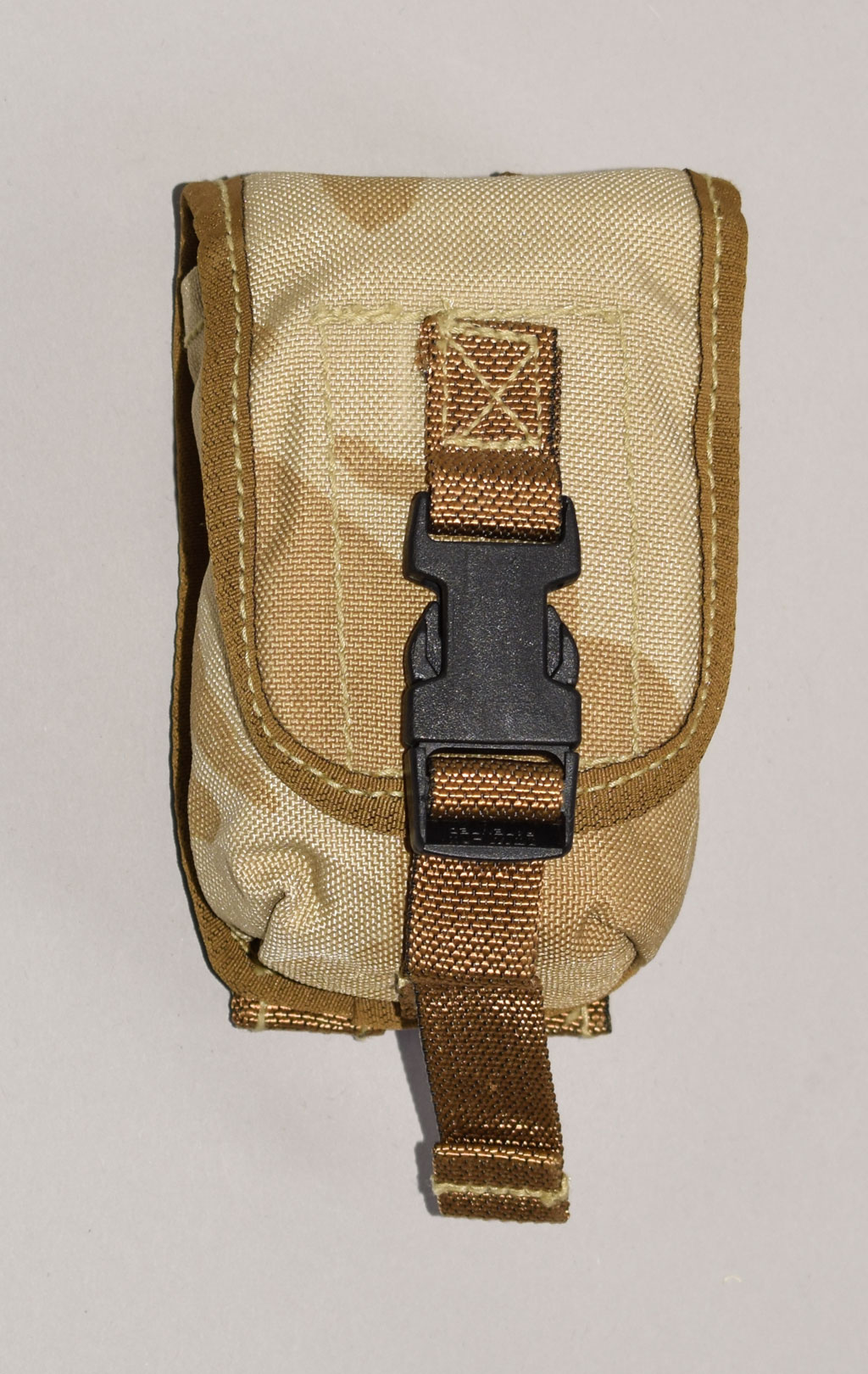 Подсумок Helmet Bag MOLLE dpm desert Англия