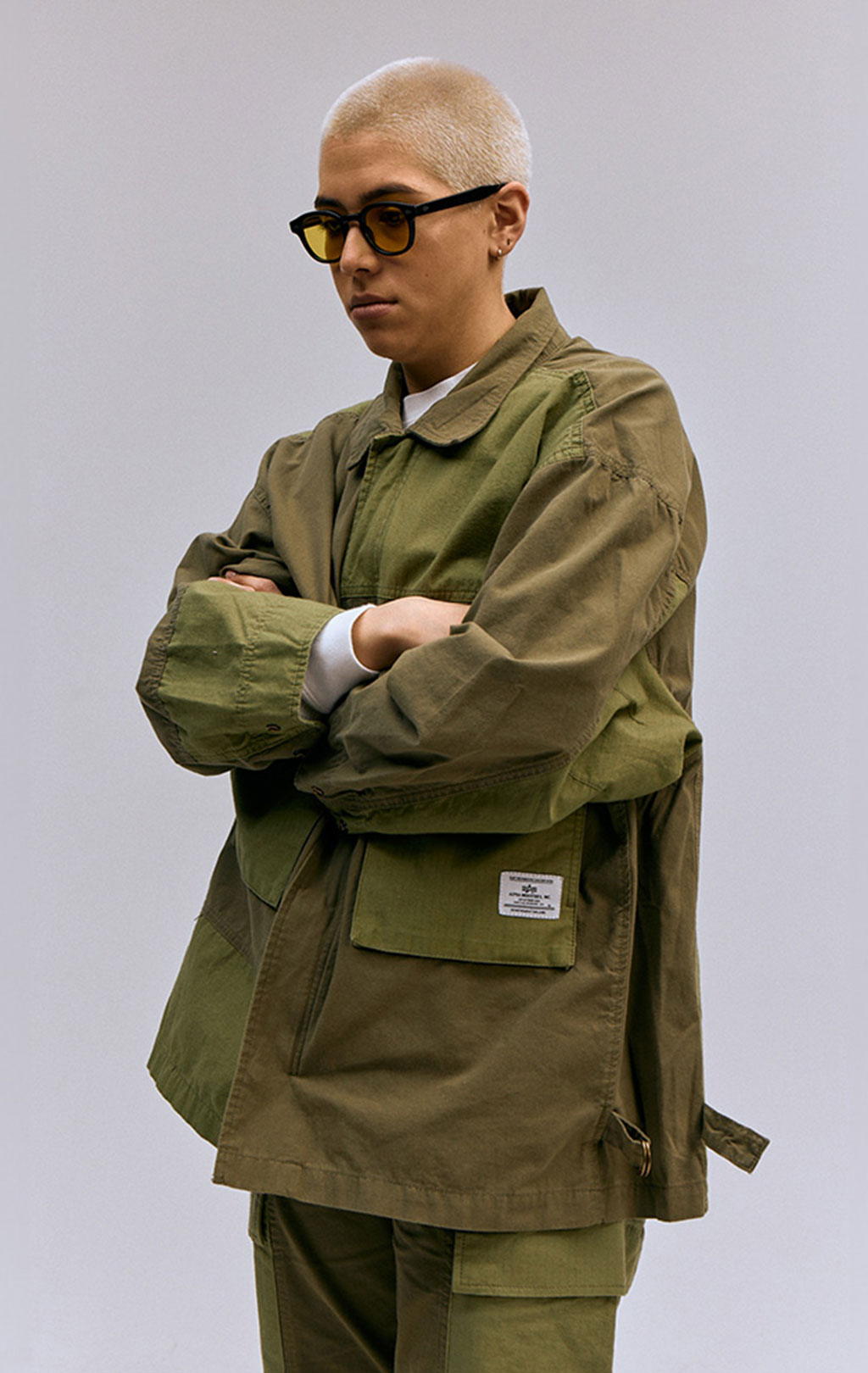 Женская ветровка ALPHA INDUSTRIES MIXED MEDIA SHIRT JACKET SS 24 m OG-107 green 