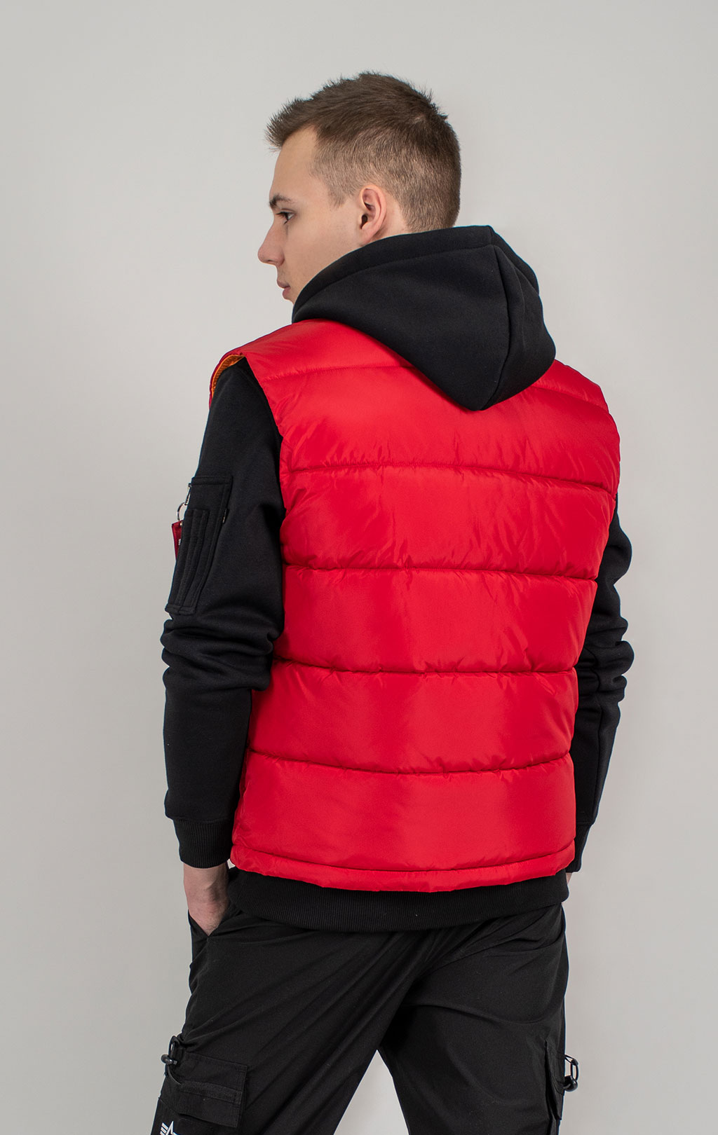 Жилет ALPHA INDUSTRIES PUFFER VEST LW mars red 