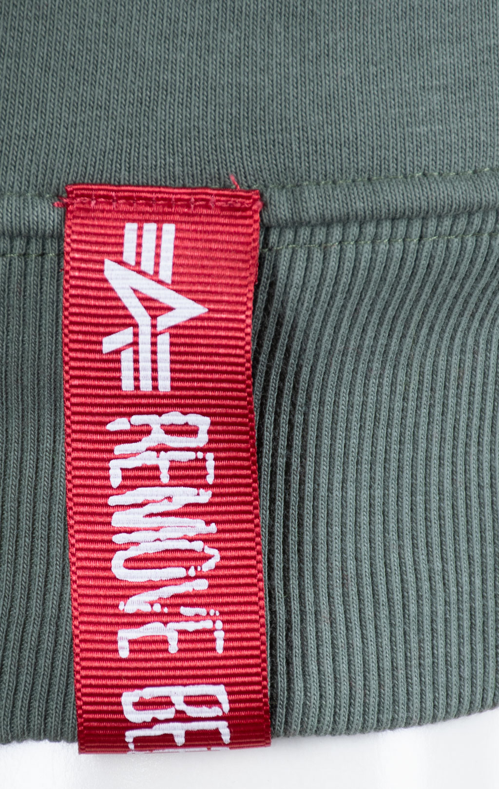 Свитшот ALPHA INDUSTRIES BASIC SWEATER SMALL LOGO vintage green 