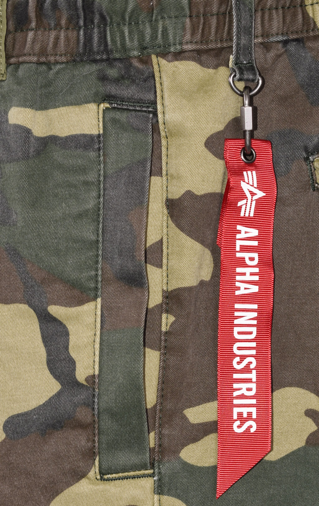 Брюки джоггеры ALPHA INDUSTRIES COTTON JOGGER camo woodland 