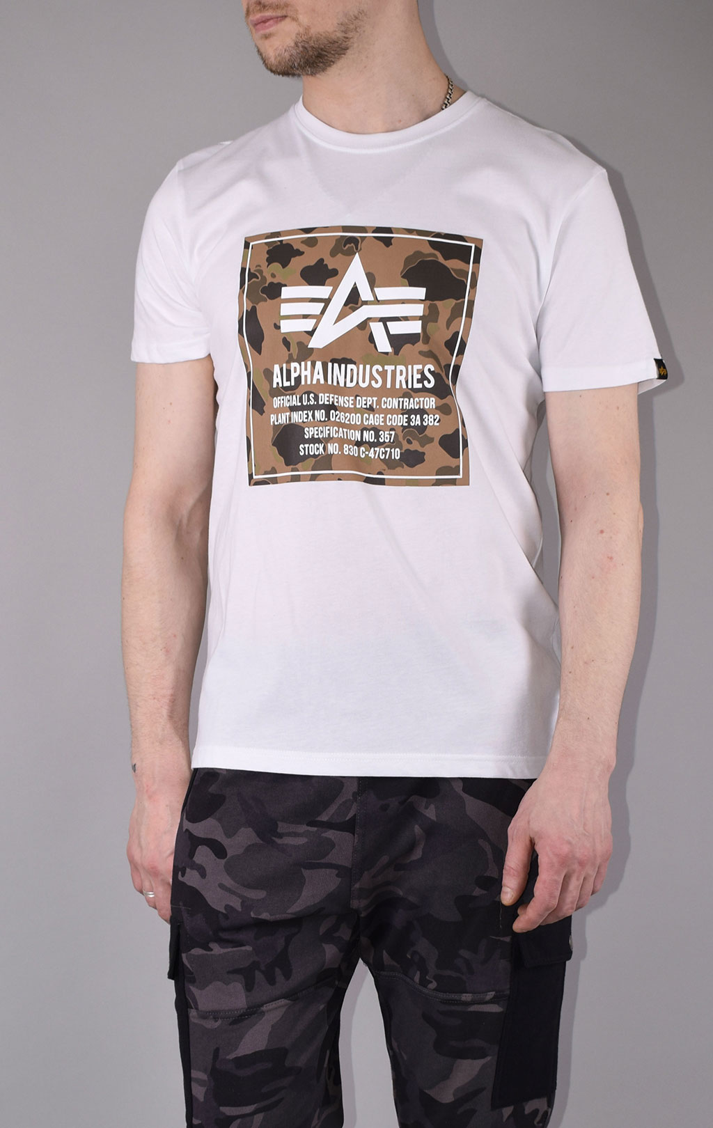 Футболка ALPHA INDUSTRIES CAMO BLOCK T white 