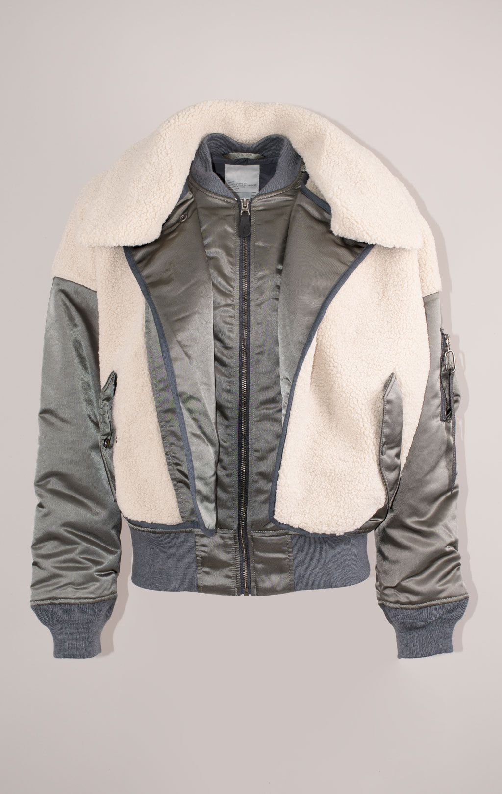 Женская куртка-пилот ALPHA INDUSTRIES SHERPA HYBRID B-15 FW 24/25 field grey 