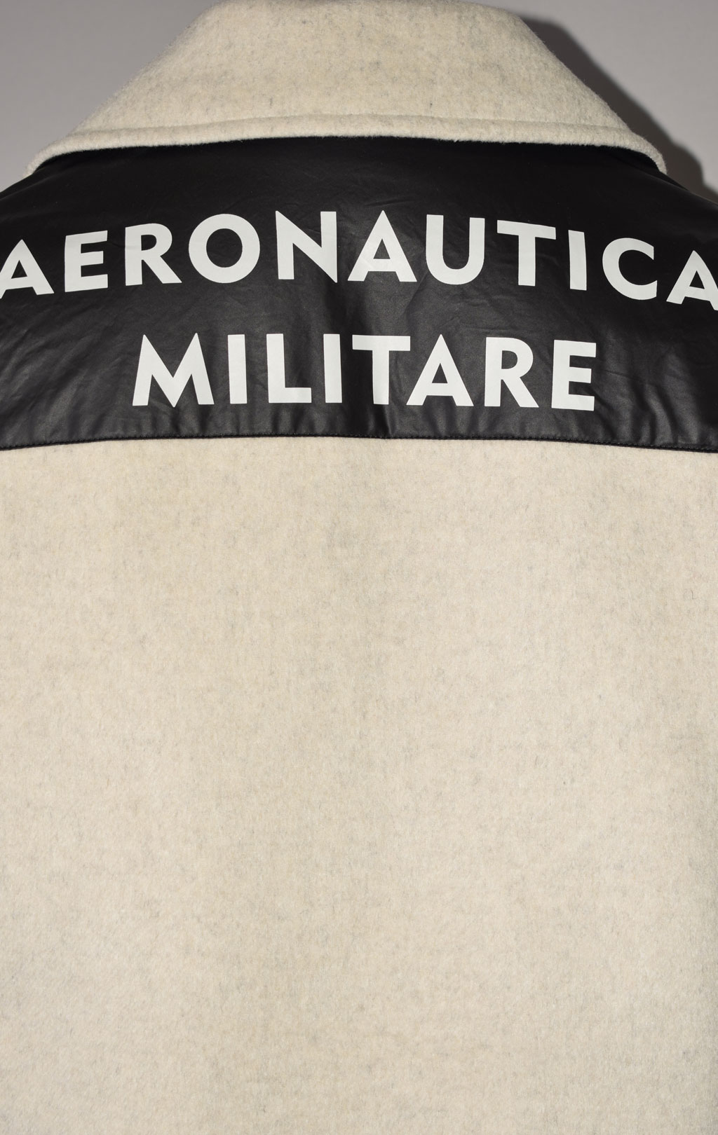 Женский бушлат AERONAUTICA MILITARE FW 22/23 m/CN ghiaccio/nero (AB 2049) 