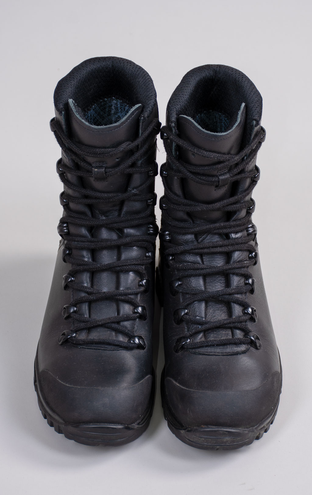 Ботинки-берцы LOWA Gore-Tex black б/у 