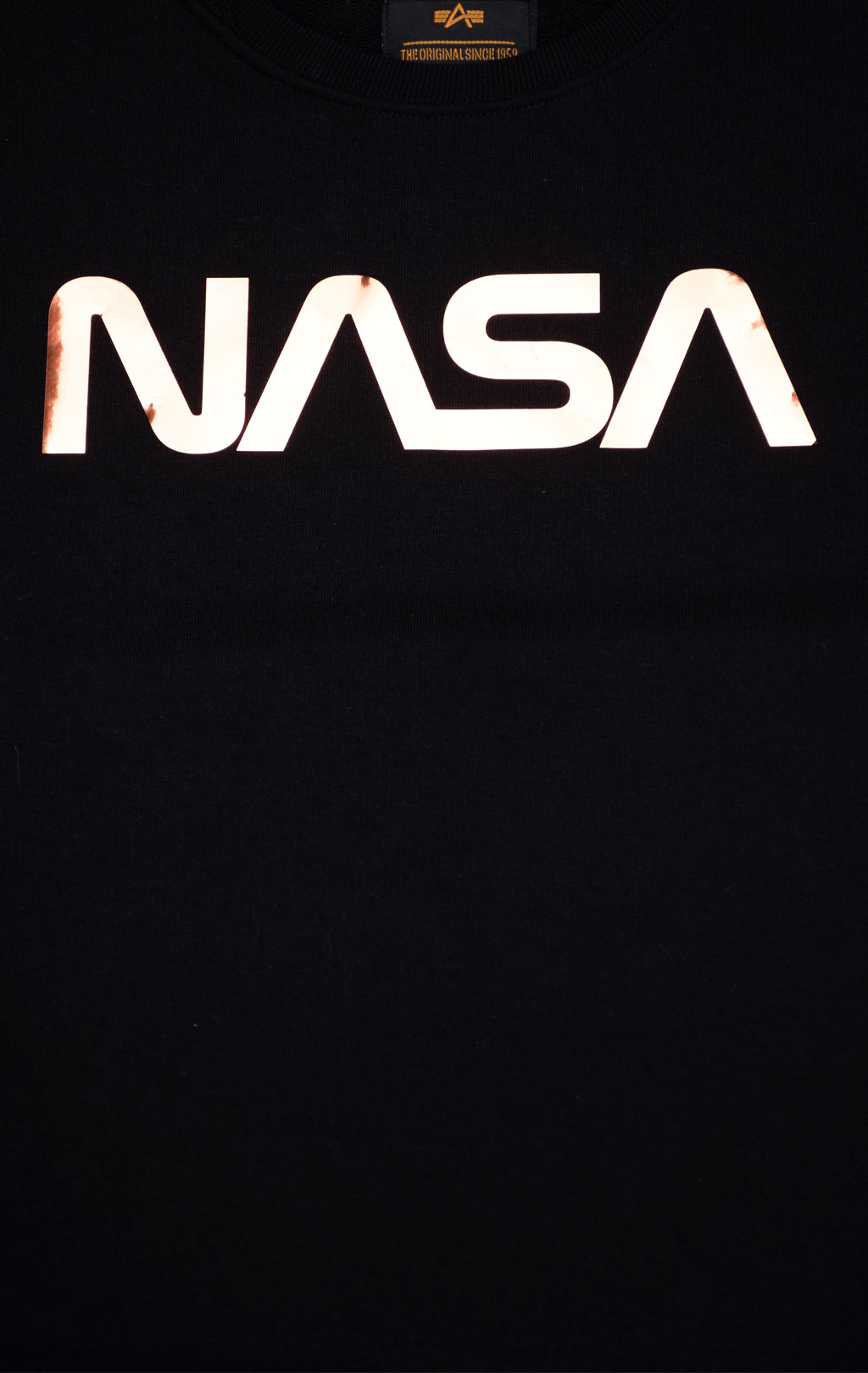 Женская футболка ALPHA INDUSTRIES NASA LONG T OS black 