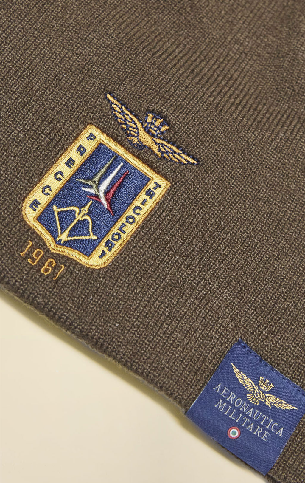 Шапка вязаная AERONAUTICA MILITARE FW 26/27/CN chestnut brown (CU 0092) 