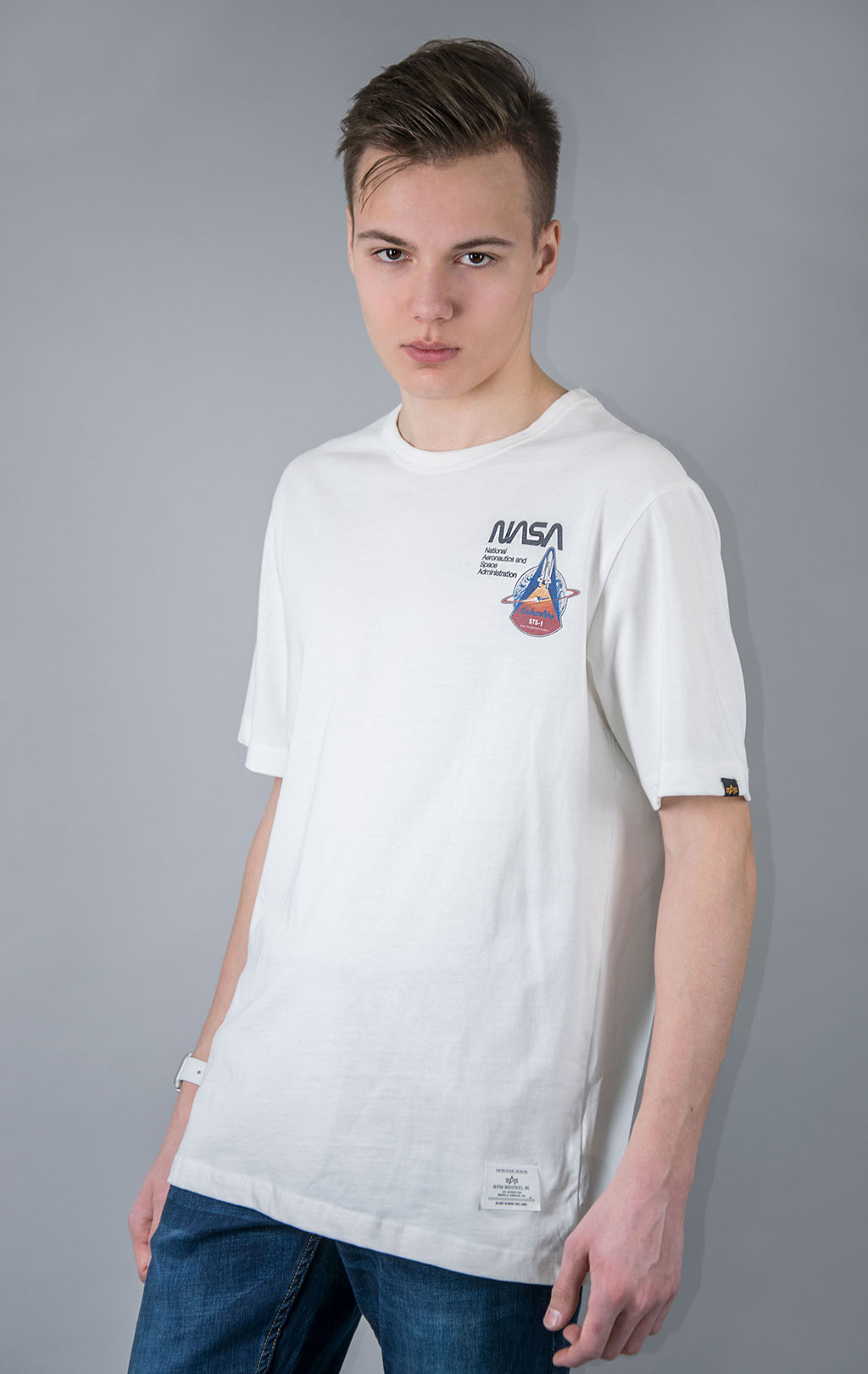 Футболка ALPHA INDUSTRIES NASA COLUMBIA TEE плотная FW 21/22 white 