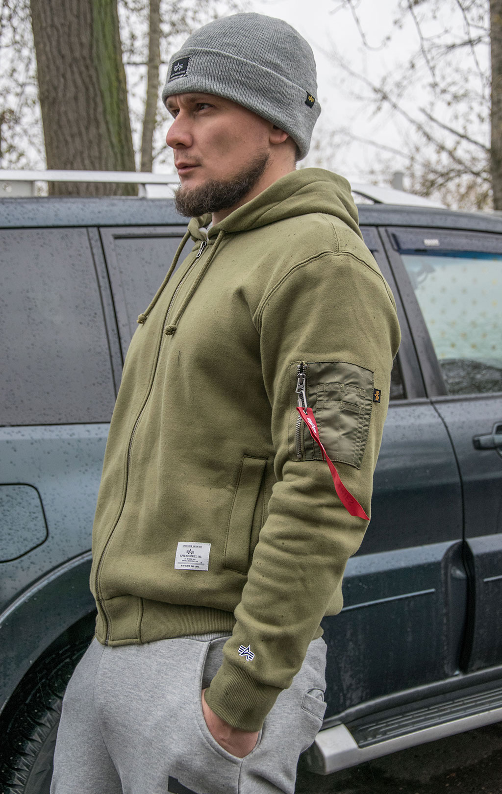 Толстовка ALPHA INDUSTRIES ESSENTIAL FULL-ZIP HOODIE FW 21/22 olive 