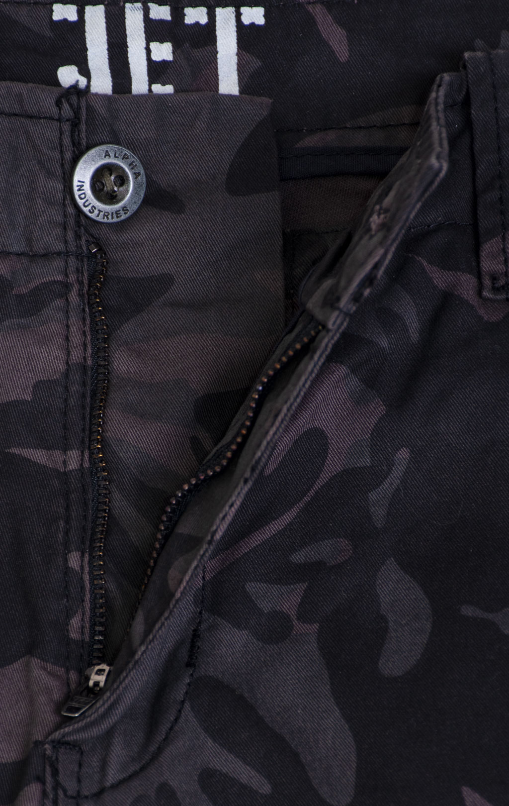 Брюки-карго ALPHA INDUSTRIES JET PANT black camo (#101212) 