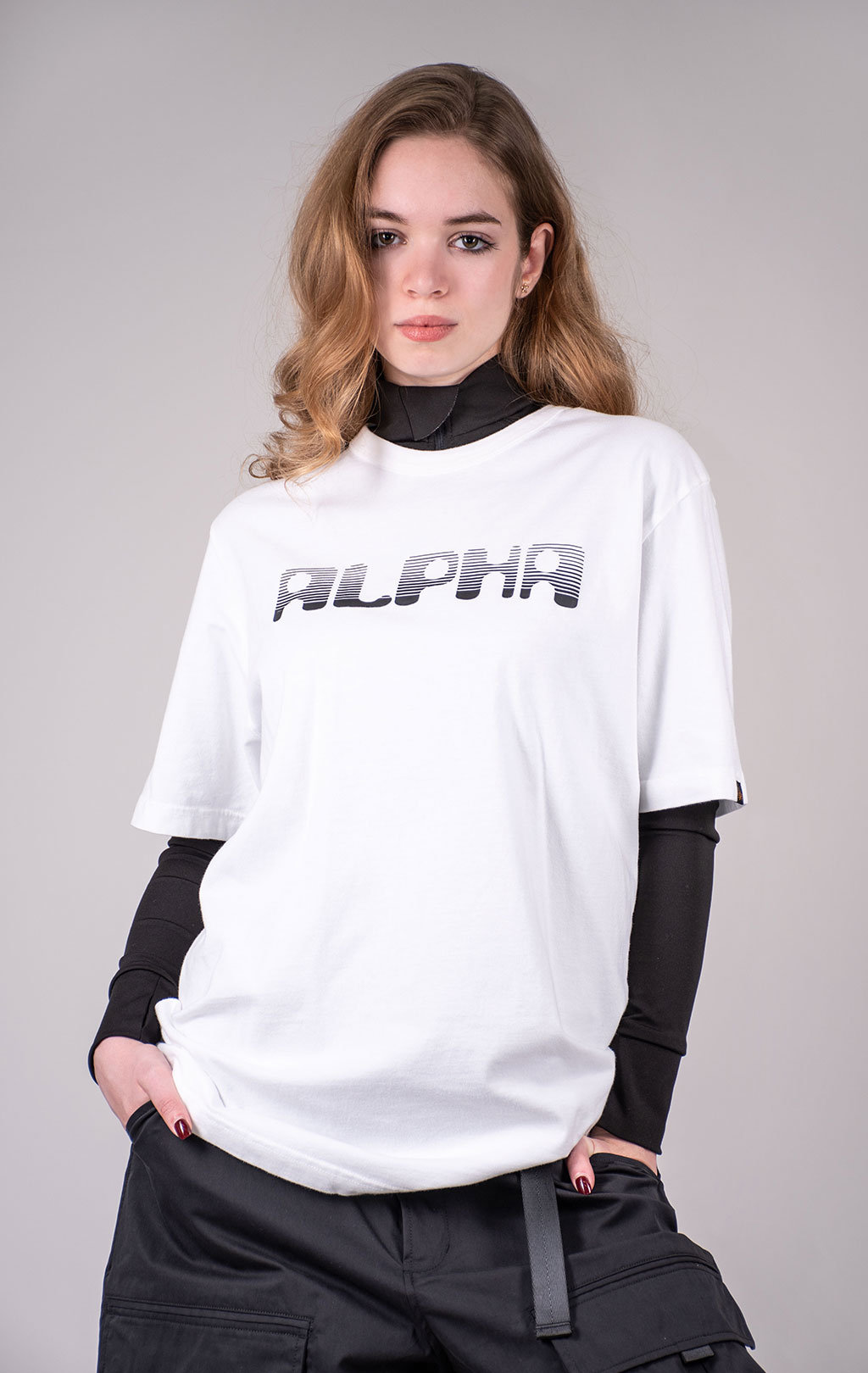 Футболка ALPHA INDUSTRIES ALPHA LOGOS TEE плотная FW 24/25 white 