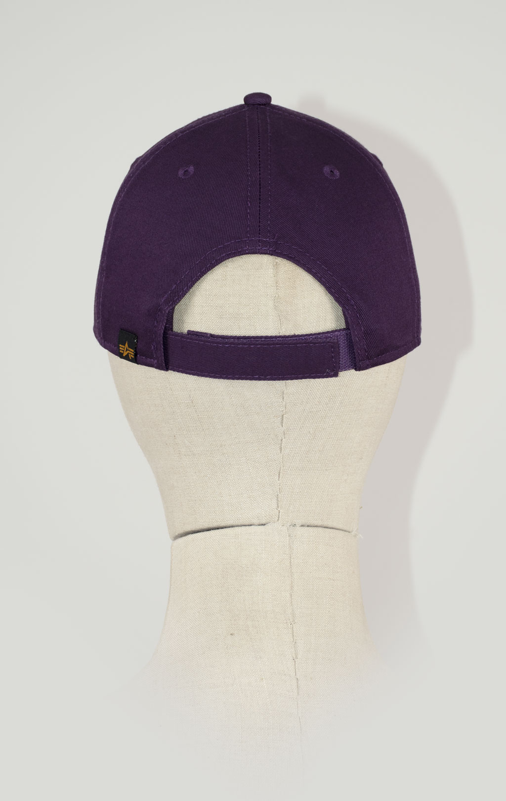 Бейсболка ALPHA INDUSTRIES VELCRO CAP plum 
