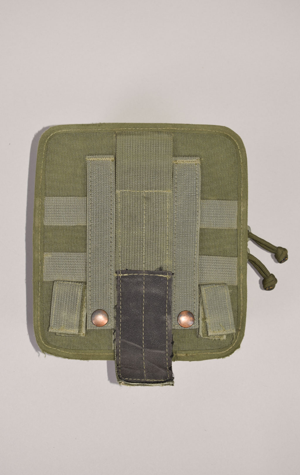 Подсумок медицинский INDIVIDUAL FIRST AID KIT olive б/у США