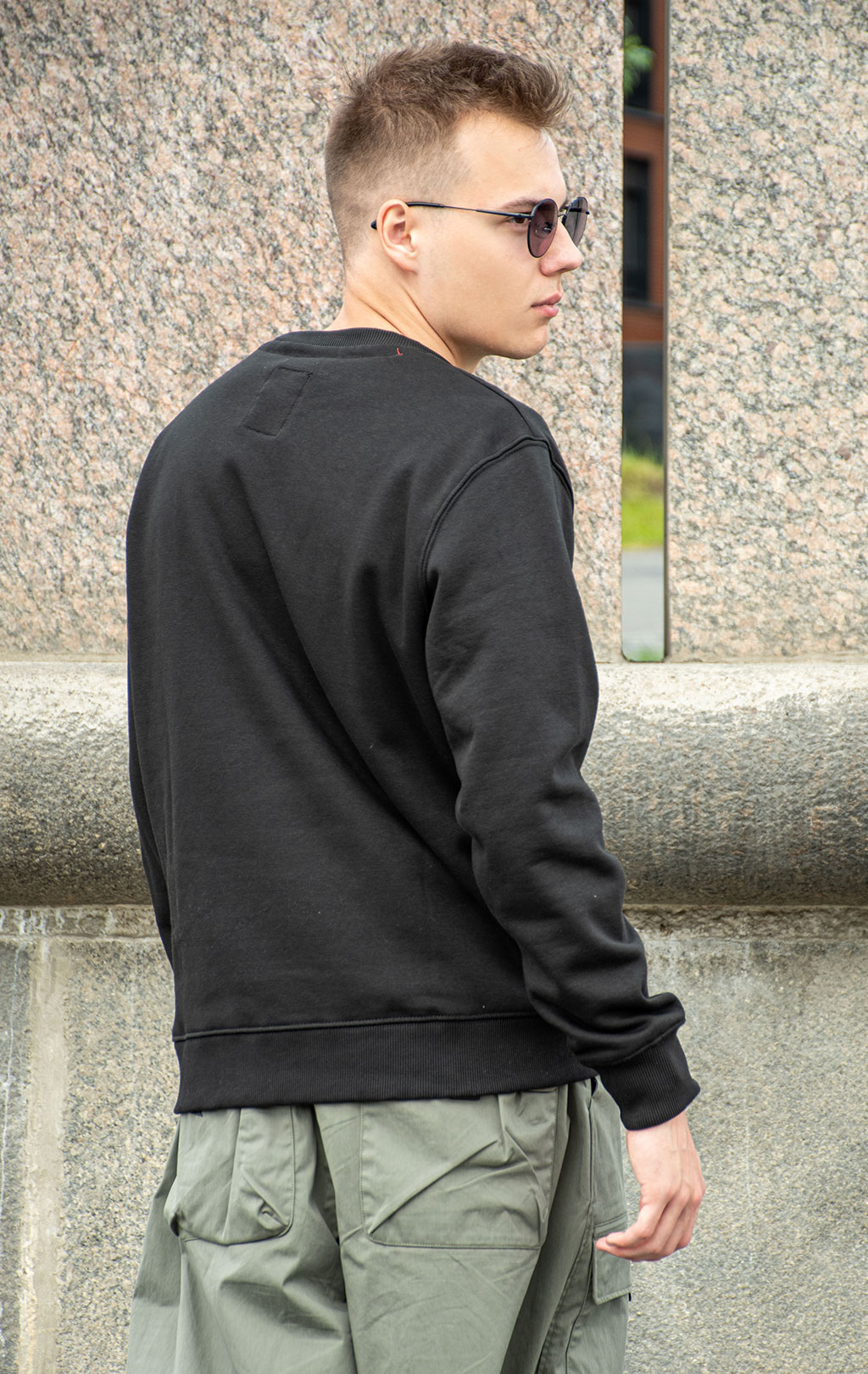 Свитшот ALPHA INDUSTRIES BASIC SWEATER SMALL LOGO black 