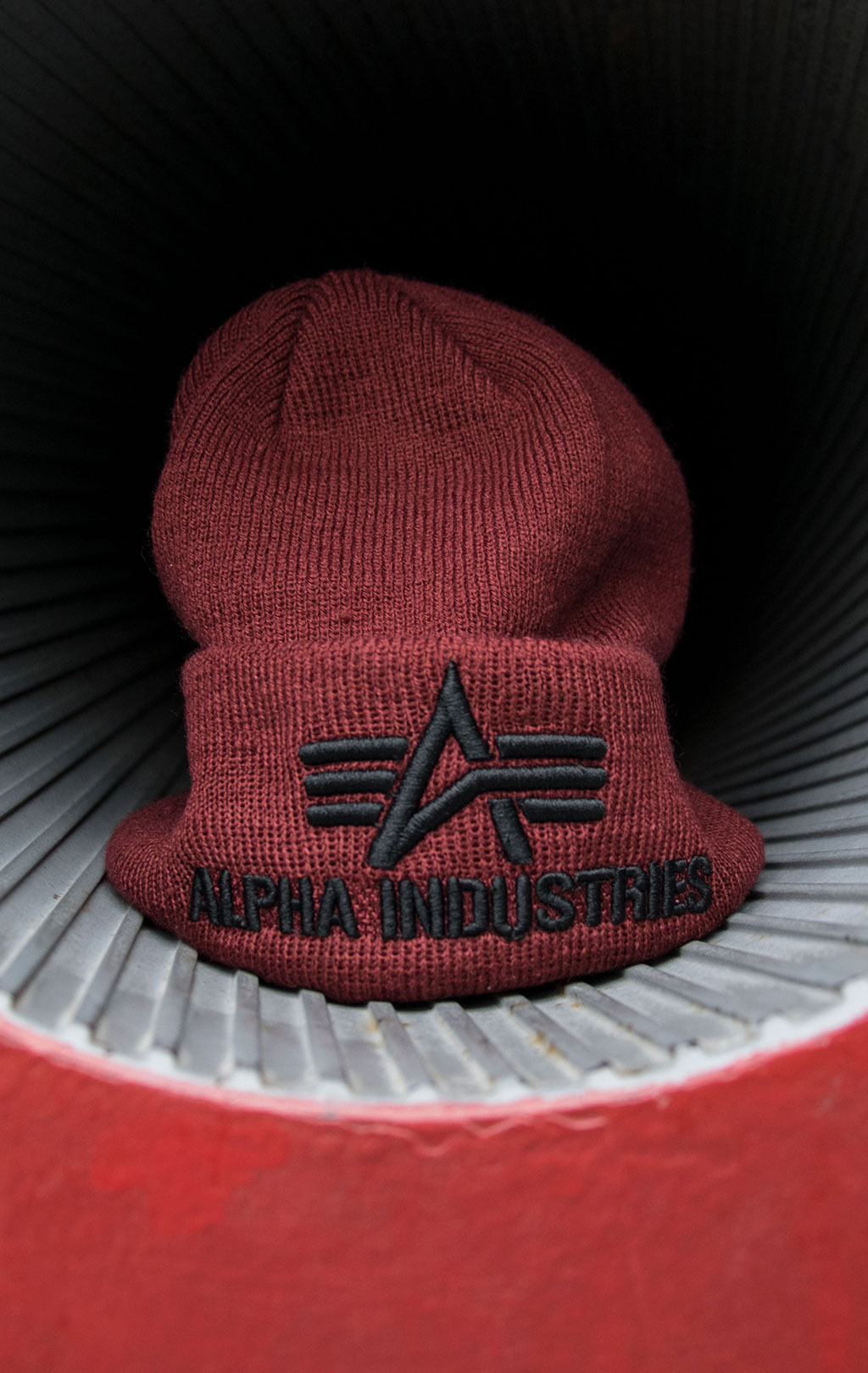 Шапка ALPHA INDUSTRIES 3D BEANIE burgundy 