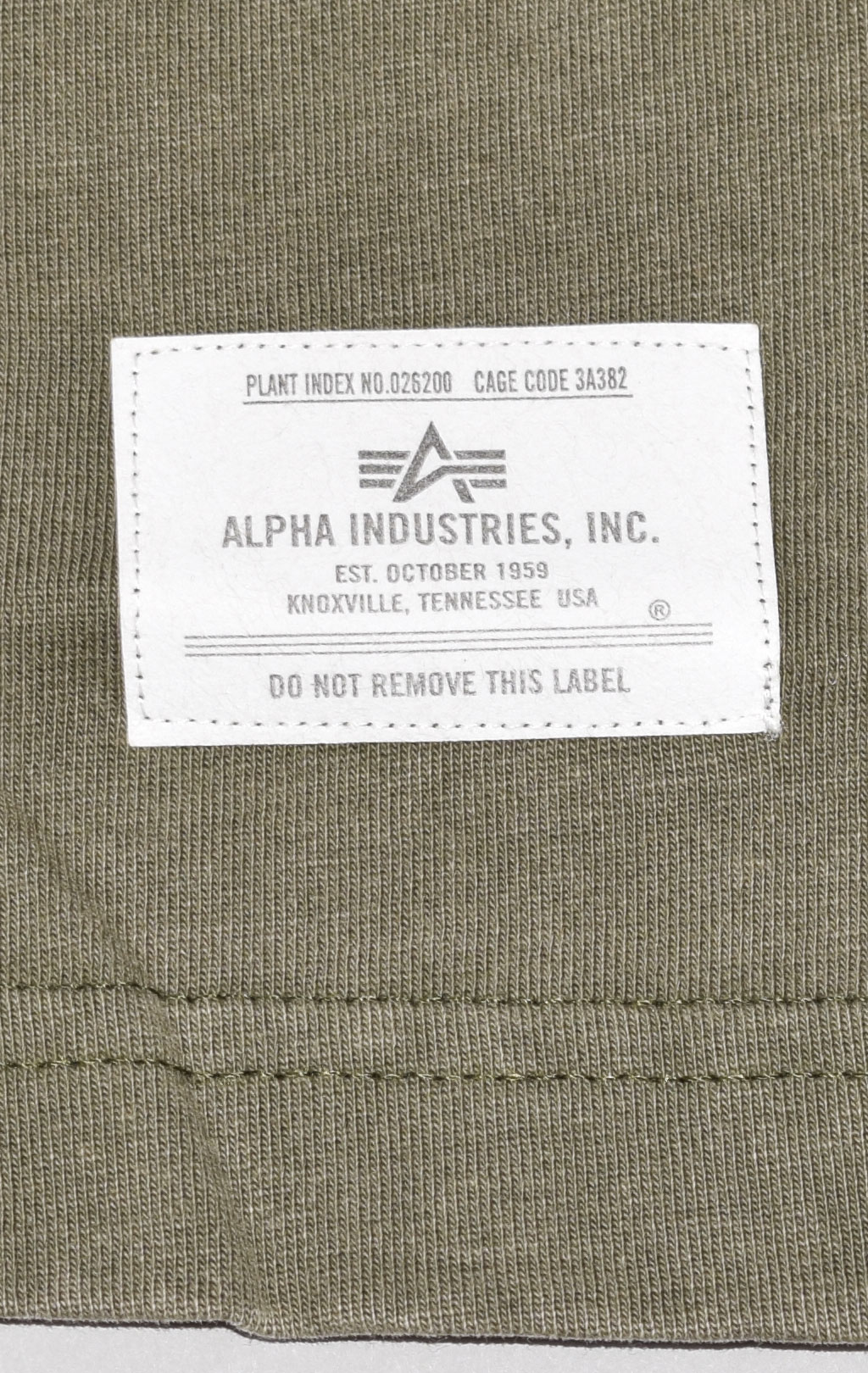 Футболка ALPHA INDUSTRIES ESSENTIAL WASHED TEE плотная FW 21/22 olive 