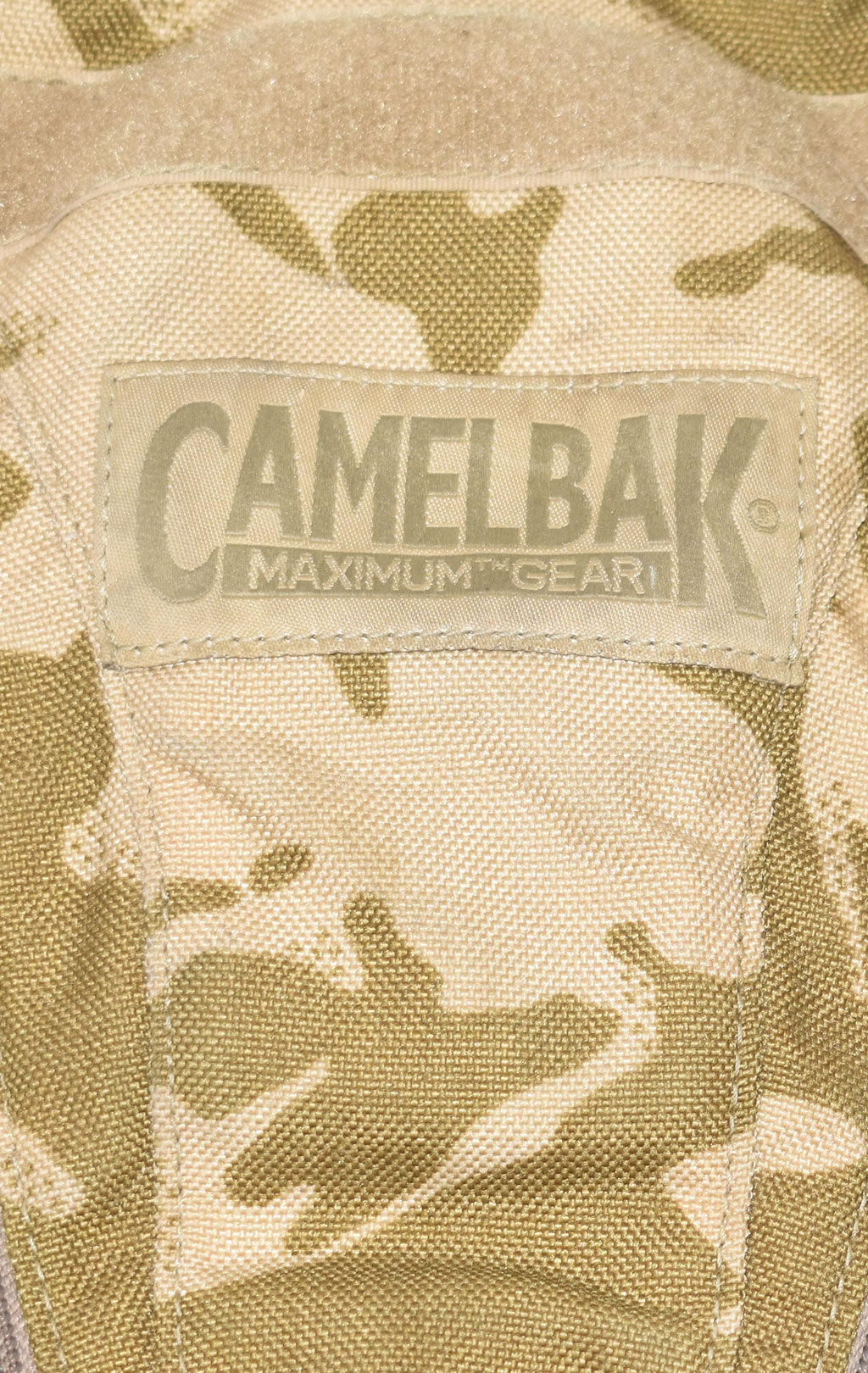 Питьевая система армейская CamelBak на молнии, горловина под клапаном, 3L dpm desert б/у 