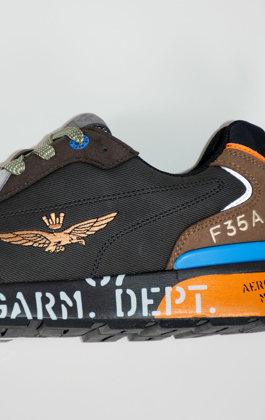 Кроссовки AERONAUTICA MILITARE (SC 0276) FW 25/26/CN multicolor/black/sabbia 